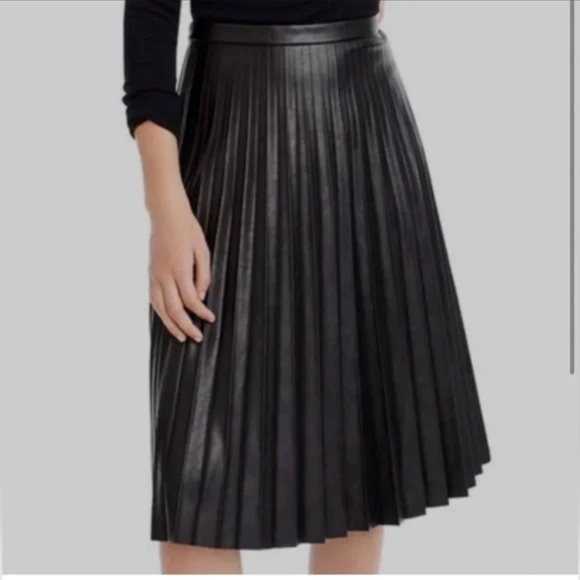 J. Crew Dresses & Skirts - J. Crew Black A-Line Pleated Soft Faux Leather Skirt Size 6 Stunning!